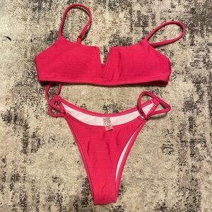 NWOT SHEIN Fuchsia Bikini Size Small
